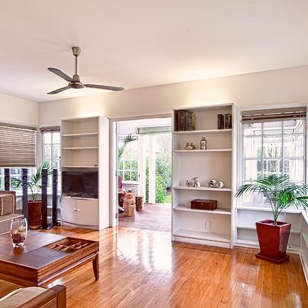200 Riccarton Holiday House كريستتشيرش الغرفة الصورة